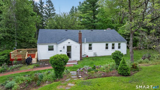 39 Fernwood Lane, Cheshire, CT 06410