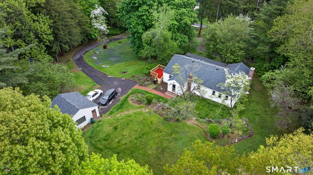 39 Fernwood Lane, Cheshire, CT 06410