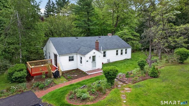 39 Fernwood Lane, Cheshire, CT 06410