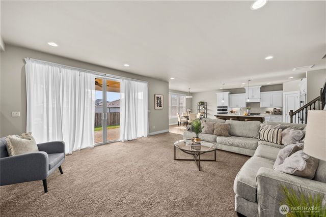 17330 128th Avenue Ct E, Puyallup, WA 98374