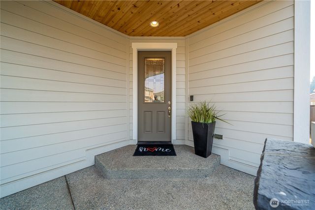 17330 128th Avenue Ct E, Puyallup, WA 98374