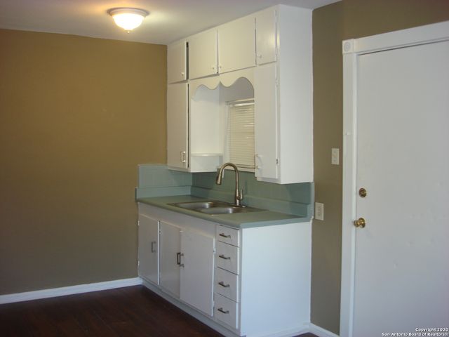 814 PRADO ST, San Antonio, TX 78225