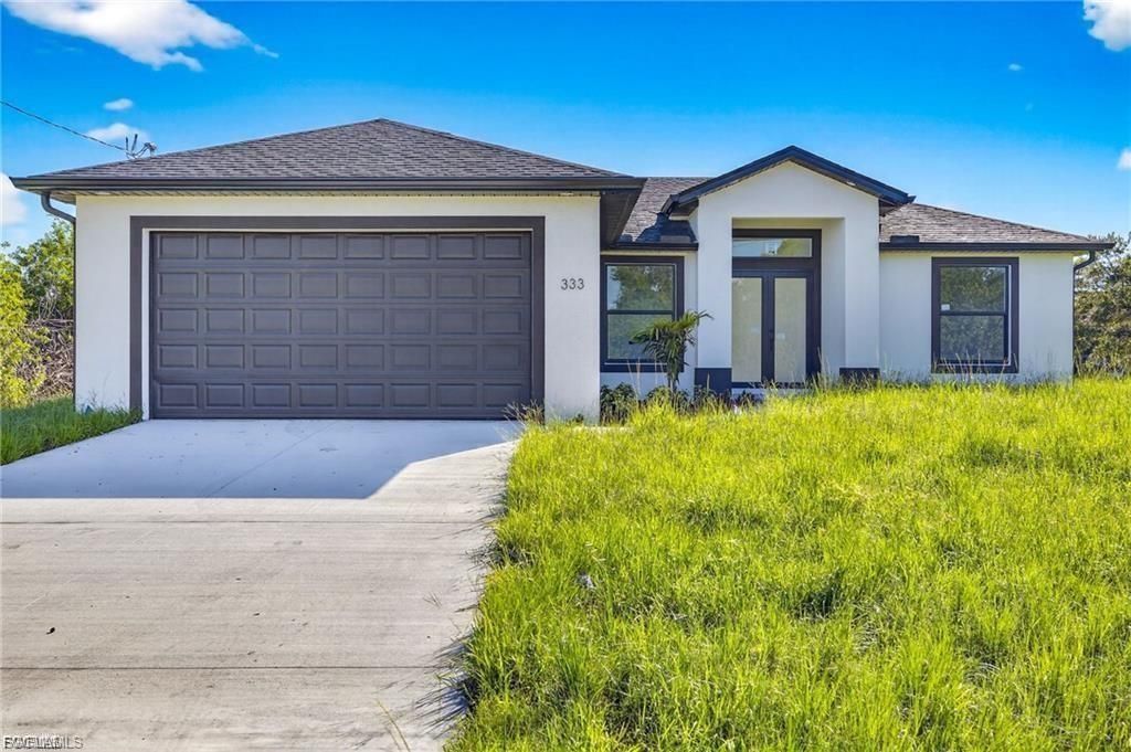 333 PINEHURST AVE, LEHIGH ACRES, FL 33974 — exterior