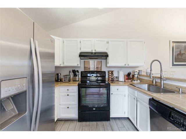 8698 Aspen Cir, Parker, CO 80134