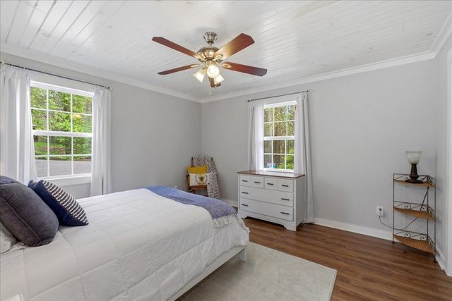 121 Willow Creek Lane, Ellijay, GA 30536