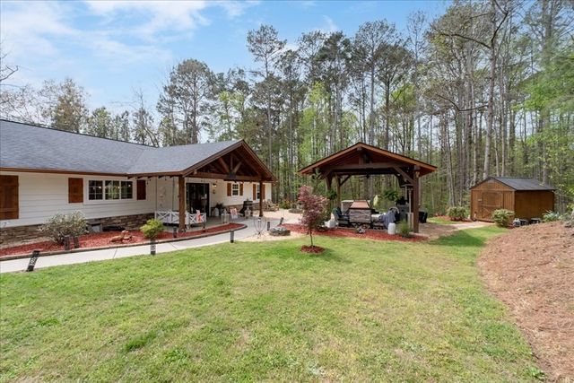 121 Willow Creek Lane, Ellijay, GA 30536