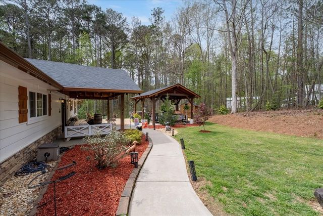 121 Willow Creek Lane, Ellijay, GA 30536