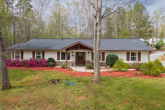121 Willow Creek Lane, Ellijay, GA 30536