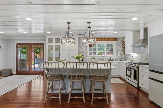 121 Willow Creek Lane, Ellijay, GA 30536