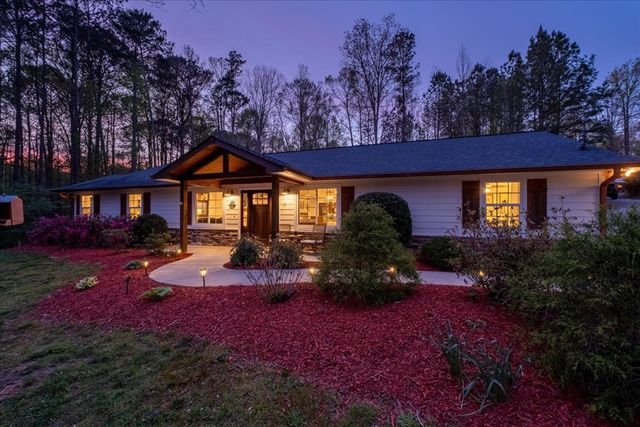 121 Willow Creek Lane, Ellijay, GA 30536