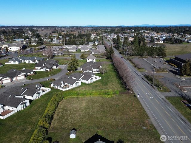955 N 5th Avenue, Sequim, WA 98382