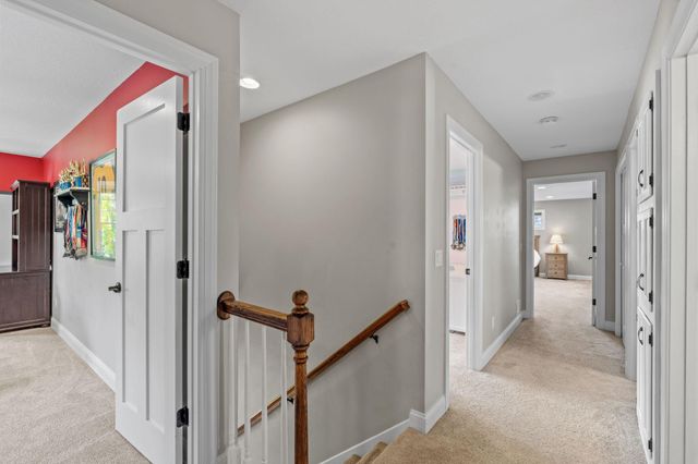 181 Cascade Court, Chanhassen, MN 55317