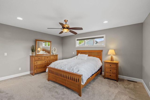 181 Cascade Court, Chanhassen, MN 55317