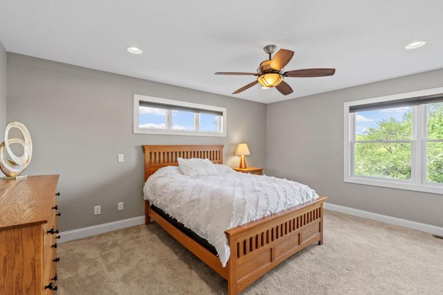 181 Cascade Court, Chanhassen, MN 55317