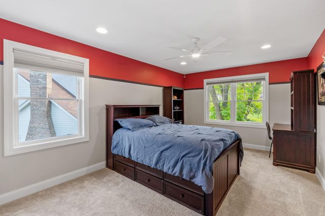 181 Cascade Court, Chanhassen, MN 55317