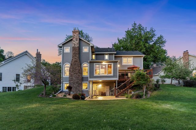 181 Cascade Court, Chanhassen, MN 55317