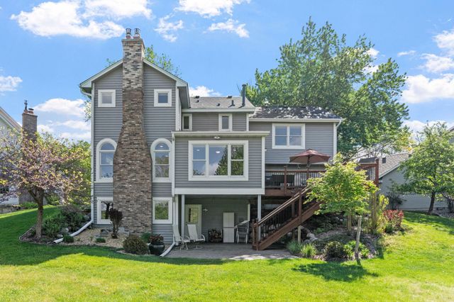 181 Cascade Court, Chanhassen, MN 55317