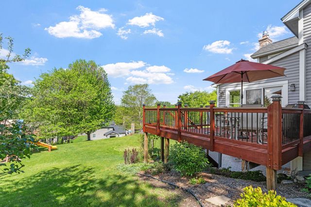181 Cascade Court, Chanhassen, MN 55317