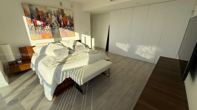 488 NE 18th St 700, Miami, FL 33132