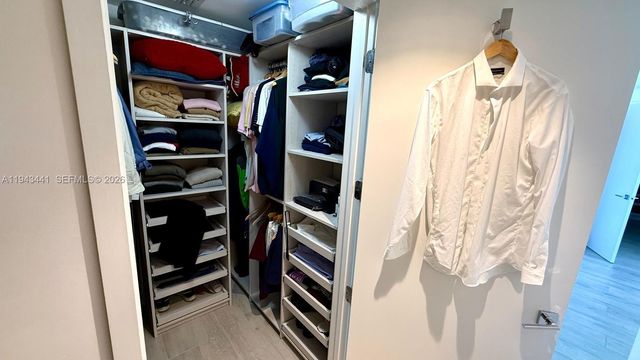 488 NE 18th St 700, Miami, FL 33132