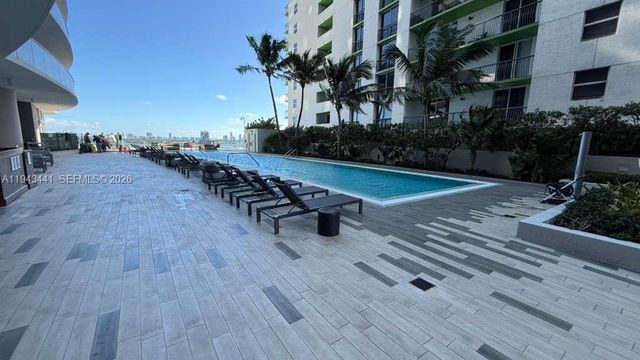 488 NE 18th St 700, Miami, FL 33132