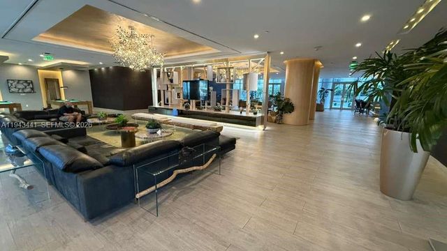 488 NE 18th St 700, Miami, FL 33132