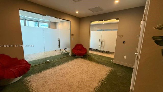 488 NE 18th St 700, Miami, FL 33132