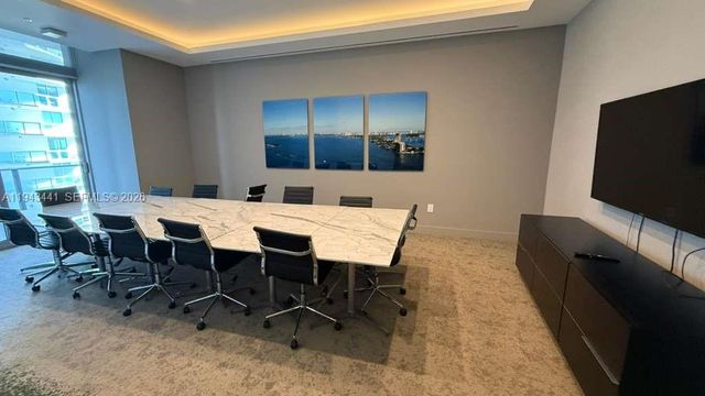 488 NE 18th St 700, Miami, FL 33132