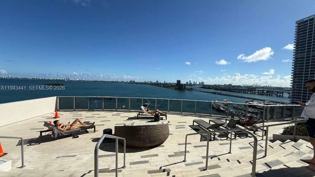 488 NE 18th St 700, Miami, FL 33132