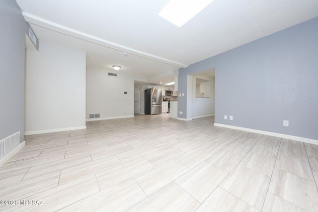 7620 E Linden Street, Tucson, AZ 85715