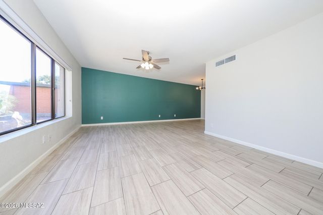 7620 E Linden Street, Tucson, AZ 85715