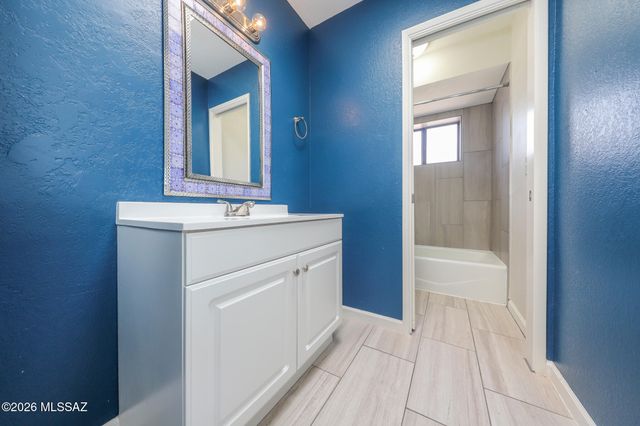 7620 E Linden Street, Tucson, AZ 85715
