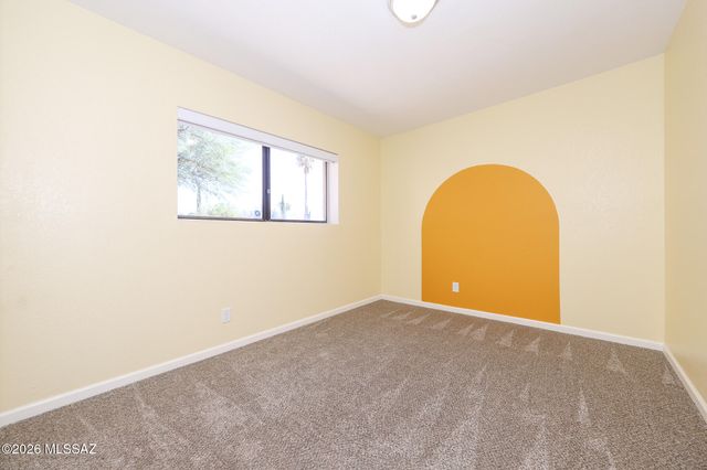 7620 E Linden Street, Tucson, AZ 85715