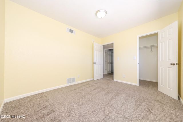 7620 E Linden Street, Tucson, AZ 85715