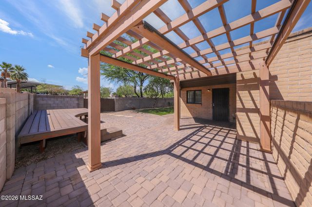 7620 E Linden Street, Tucson, AZ 85715