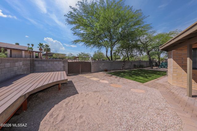 7620 E Linden Street, Tucson, AZ 85715