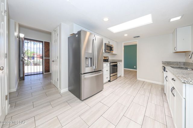 7620 E Linden Street, Tucson, AZ 85715