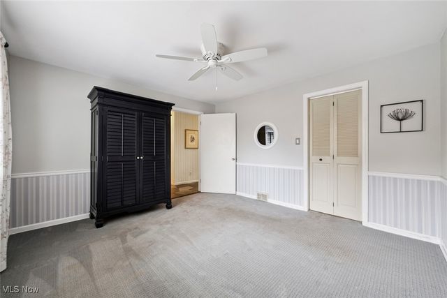 18950 Rockcliff Drive, Rocky River, OH 44116