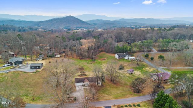 2410 Amanda Lane, Sevierville, TN 37876