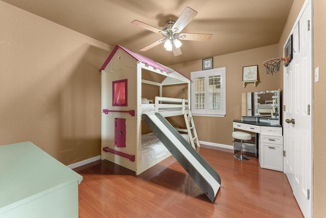 2700 Auction Barn RD, Belton, TX 76513