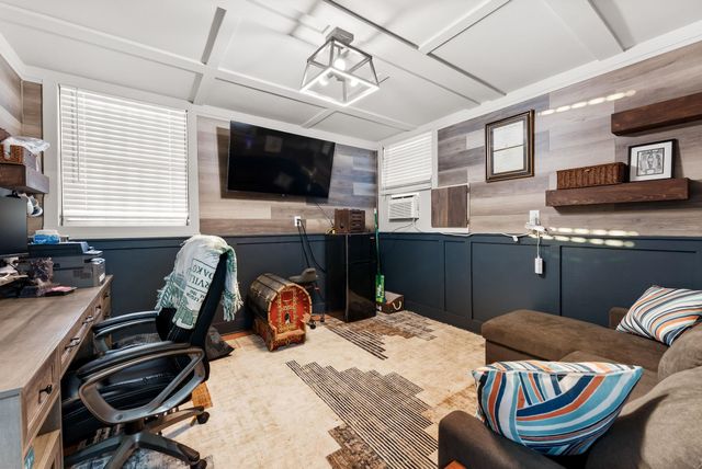 2700 Auction Barn RD, Belton, TX 76513