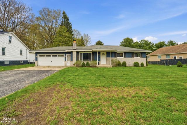 1032 Summer Street, Algonac, MI 48001