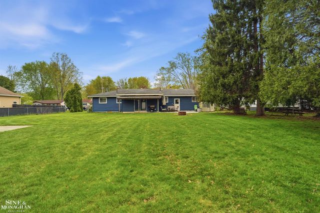 1032 Summer Street, Algonac, MI 48001