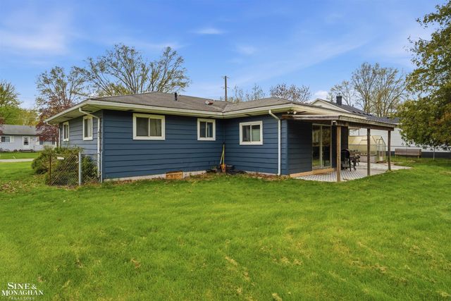 1032 Summer Street, Algonac, MI 48001