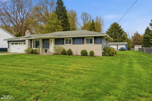 1032 Summer Street, Algonac, MI 48001