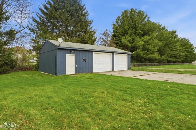 1032 Summer Street, Algonac, MI 48001