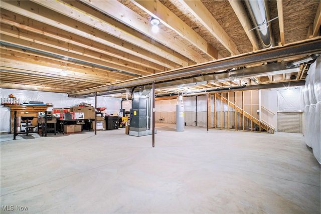 3720 Strawboard Avenue, Norton, OH 44203