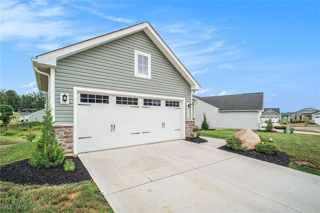 3720 Strawboard Avenue, Norton, OH 44203