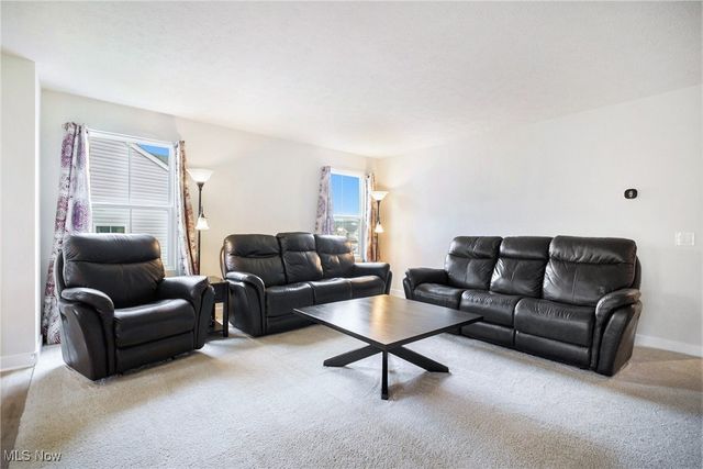 3720 Strawboard Avenue, Norton, OH 44203