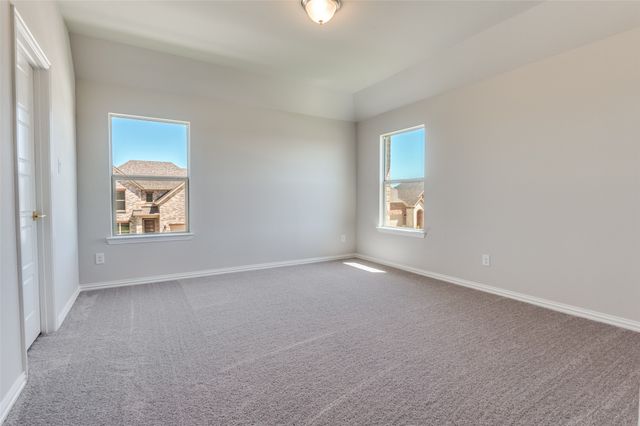 3722 MIGHTY OAKS Street, Bedford, TX 76021